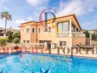 Venta - Villa - Dénia