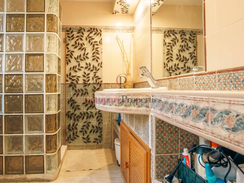 Verkoop - Villa - La Nucia