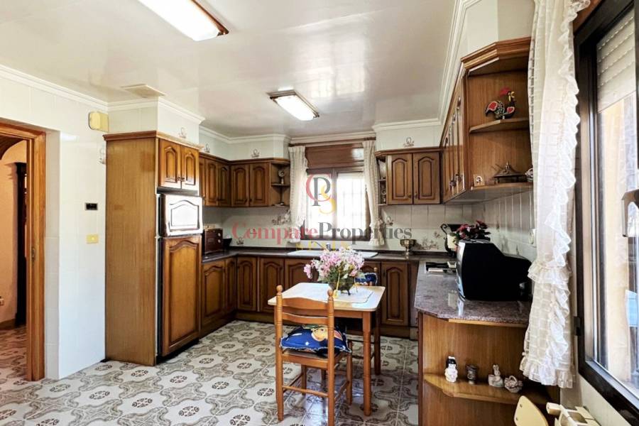 Sale - Villa - Dénia