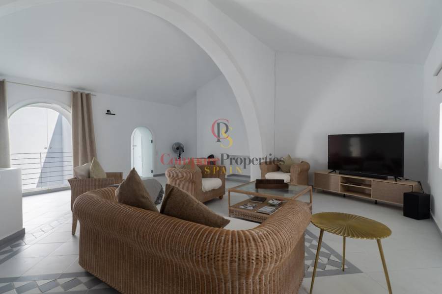 Venta - Townhouses - Oliva