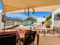 Sale - Villa - Jalon Valley - Valley / Urbanización