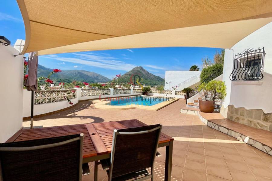 Sale - Villa - Jalon Valley - Valley / Urbanización