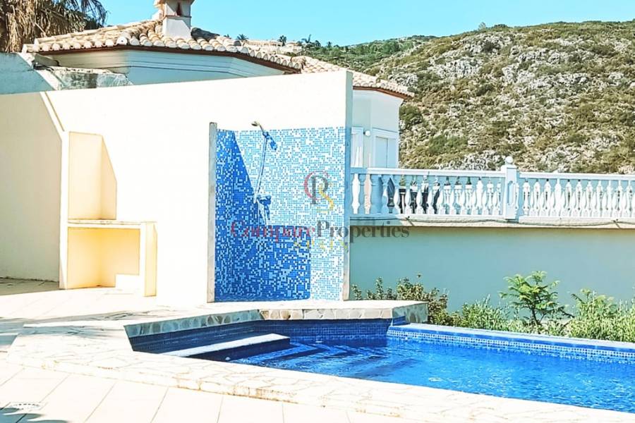 Venta - Villa - Dénia