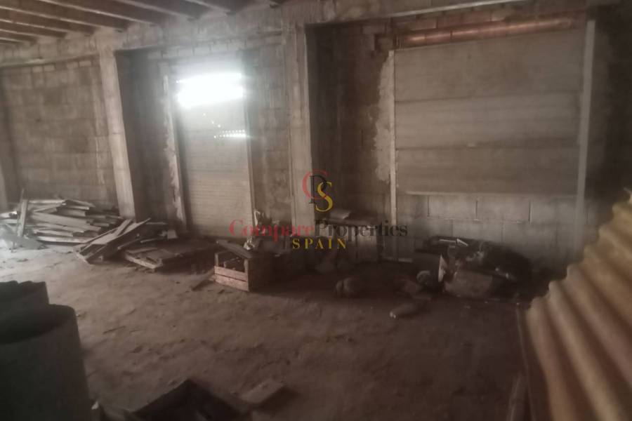 Sale - Apartment - Oliva - 