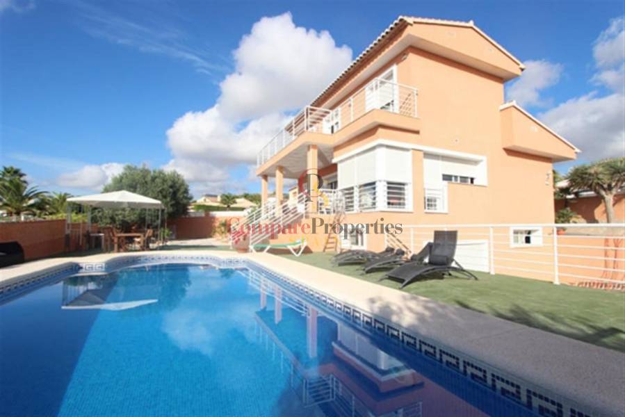 Venta - Villa - Calpe