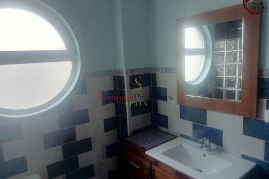 Sale - Apartment - Ador - 