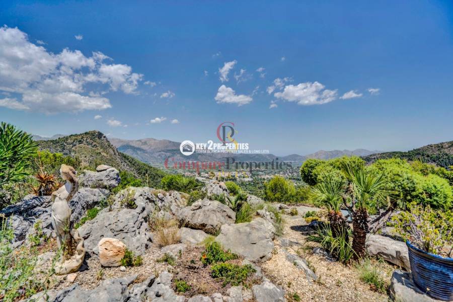 Sale - Villa - Orba