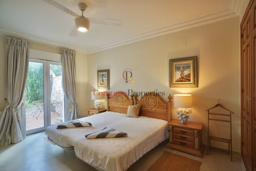 Sale - Villa - Moraira - El Portet