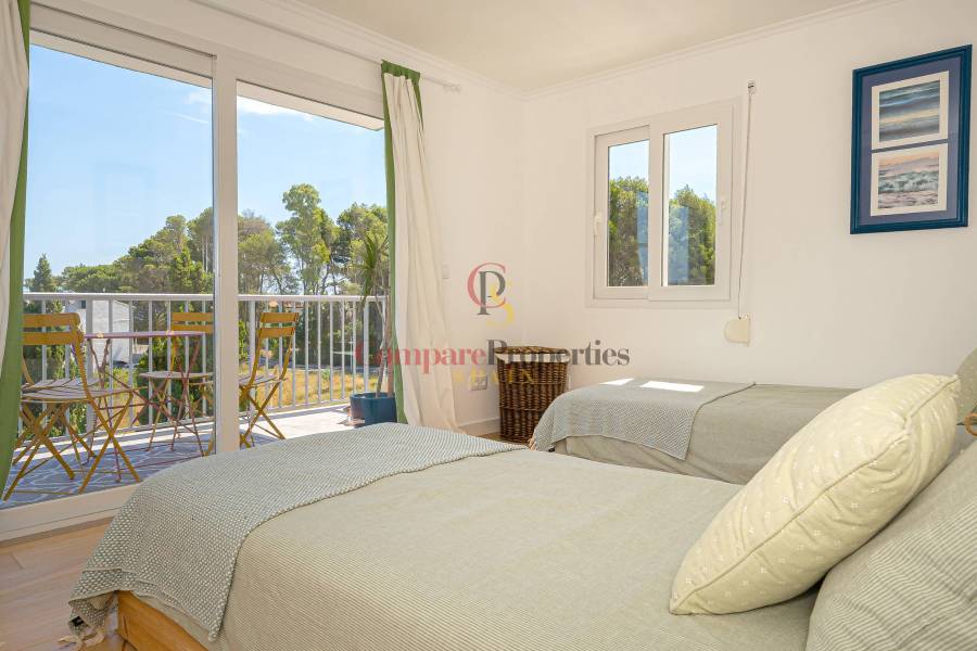 Sale - Villa - Jávea - Cala Blanca