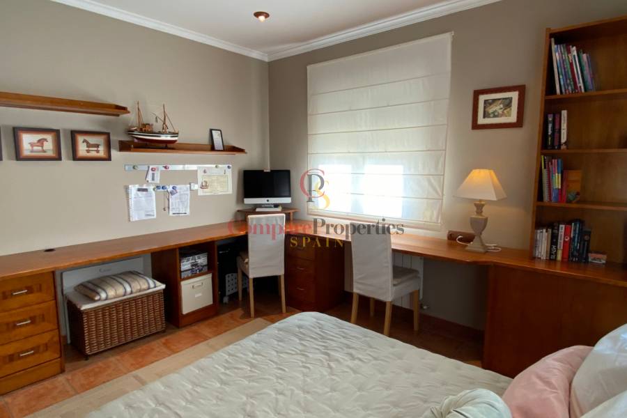 Sale - Villa - Orba Valley - Orba