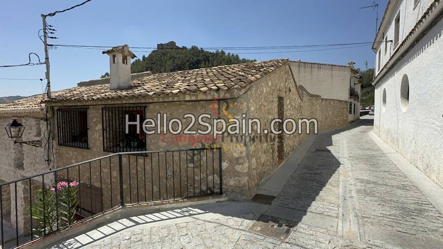 Sale - Townhouses - Forna