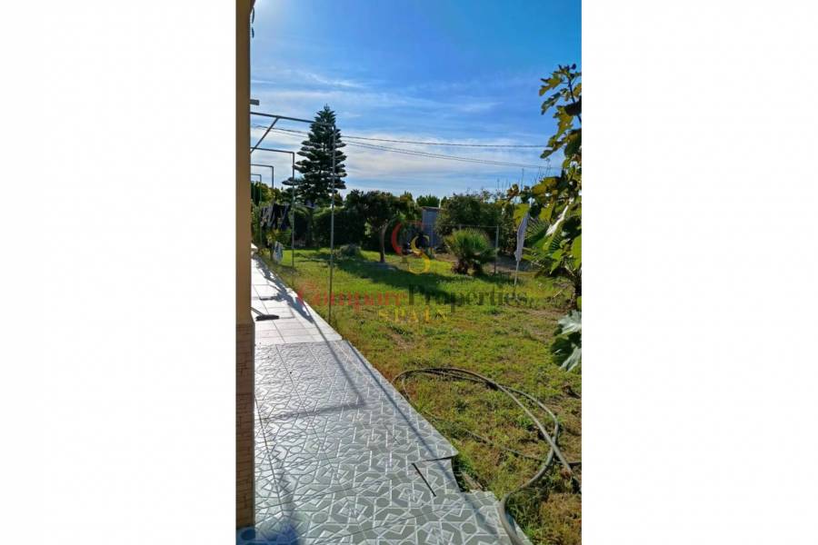 Sale - Apartment - Oliva - 