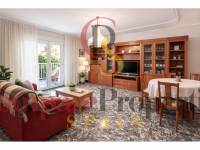 Sale - Apartment - Oliva - 