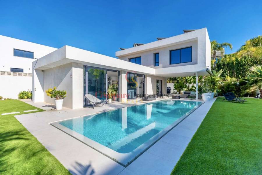 Sale - Villa - Calpe