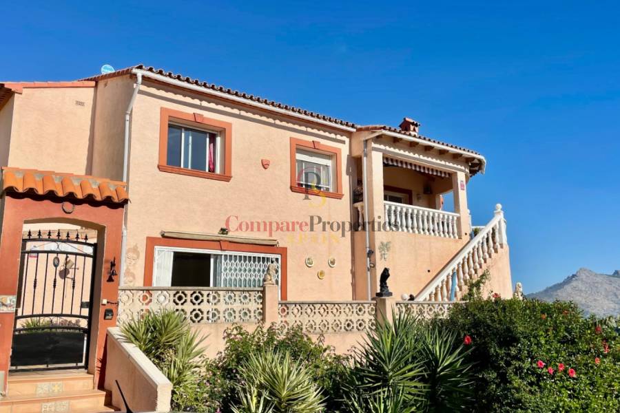 Sale - Villa - Orba Valley - Pueblo