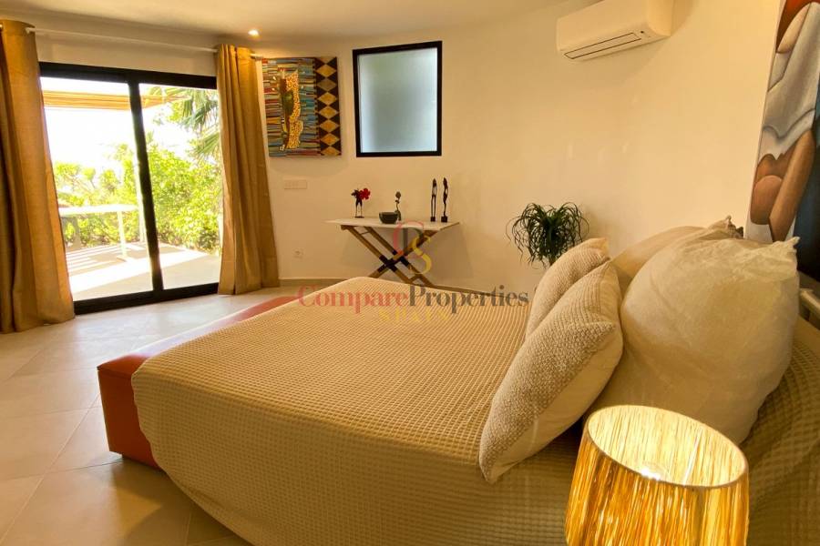 Sale - Villa - Dénia - Montgo