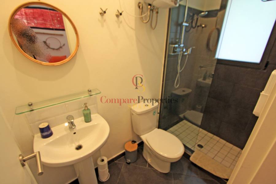 Sale - Villa - Orba Valley - Casco urbano