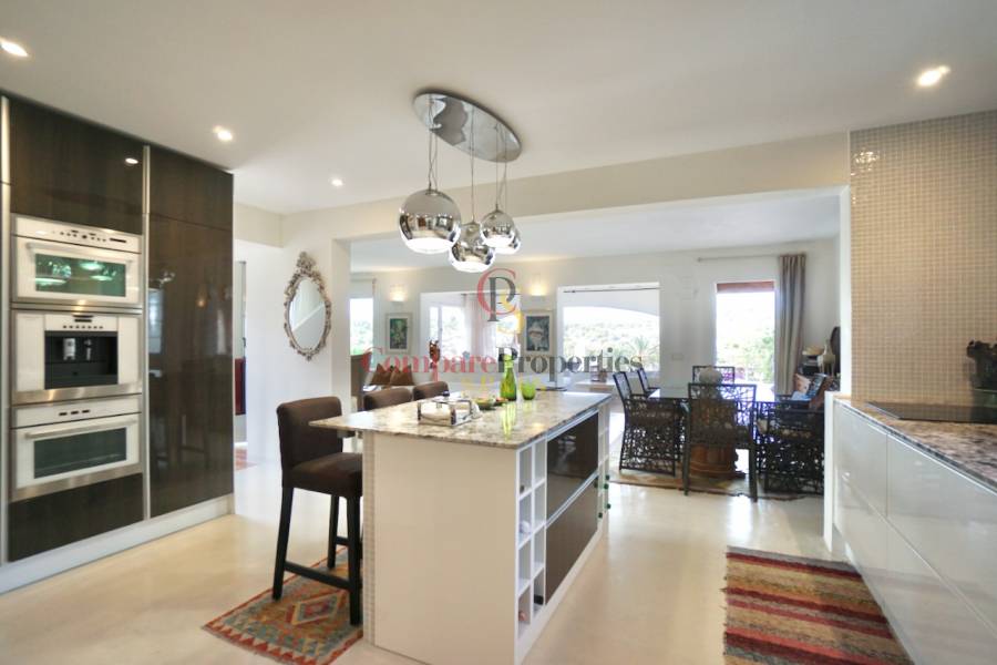 Sale - Villa - Moraira - El Portet