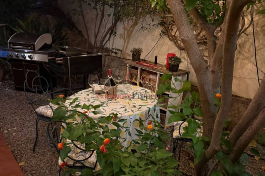 Verkoop - Villa - Orba Valley - Orba