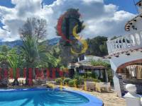 Sale - Villa - Dénia