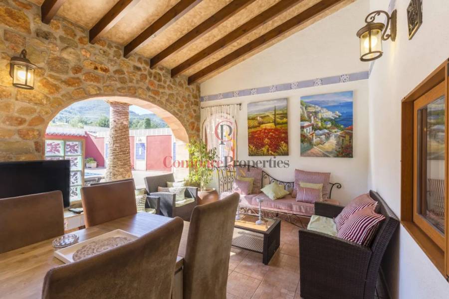 Verkoop - Villa - Jalon Valley - Jalon