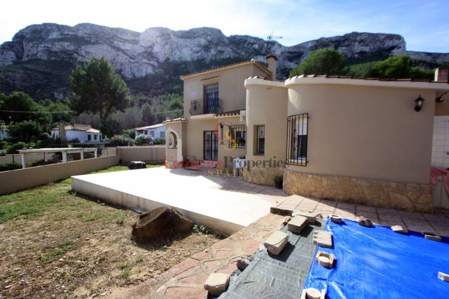 Sale - Villa - Dénia - Montgo