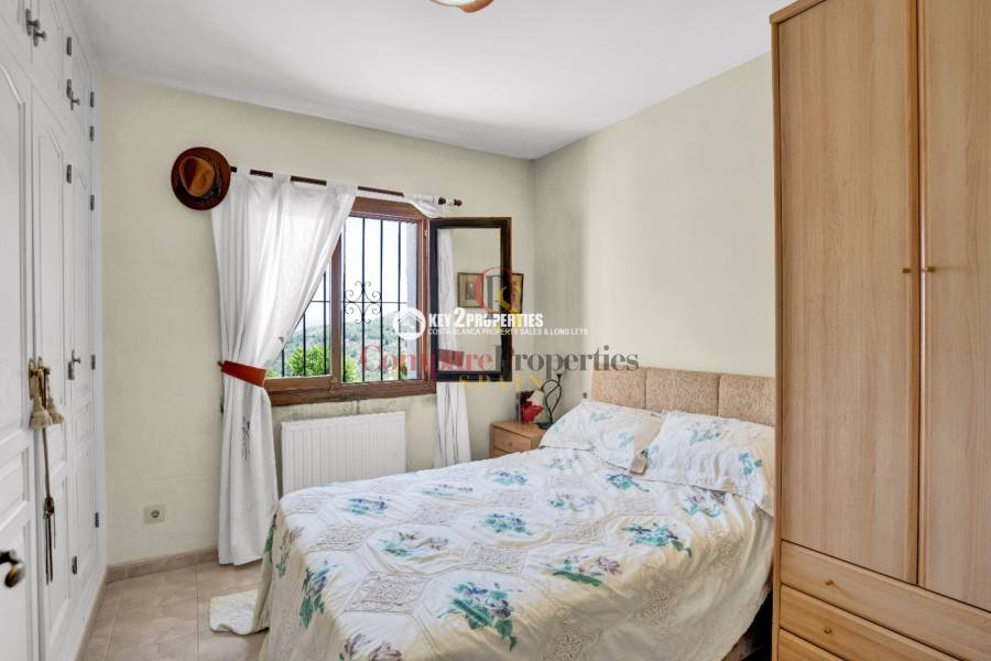 Sale - Villa - Orba