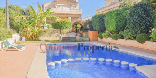 Semi-Detached Villa - Verkauf - Albir - Albir