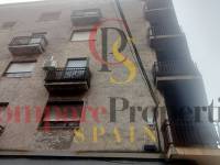 Sale - Apartment - Oliva - 