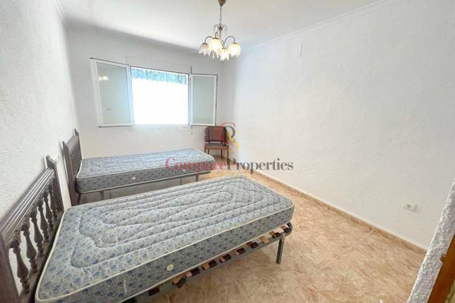 Sale - Villa - Dénia - La Sella