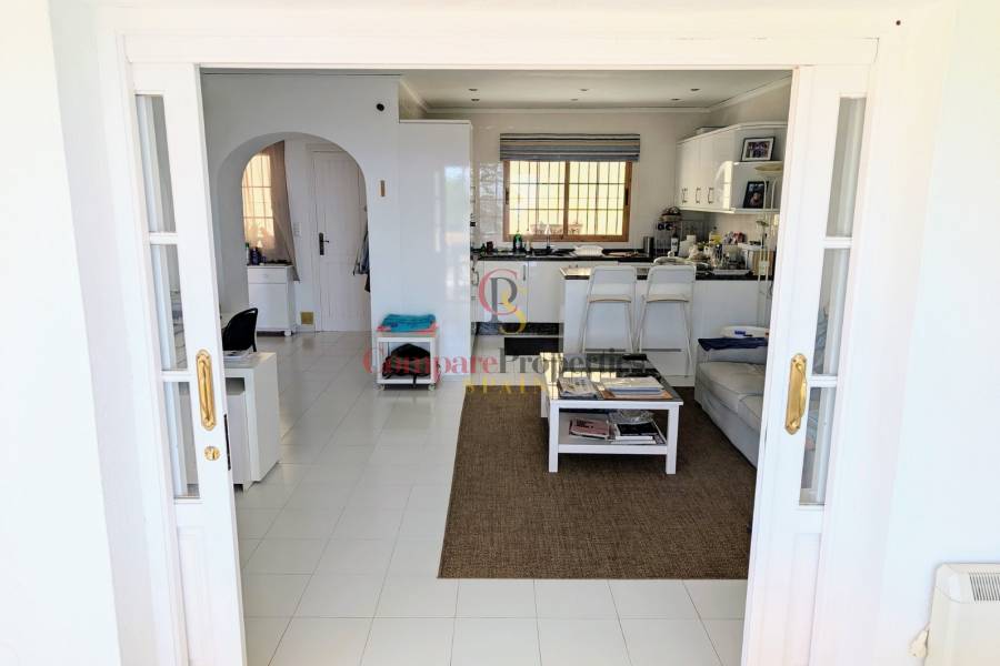 Sale - Semi-Detached Villa - Moraira - Benimeit
