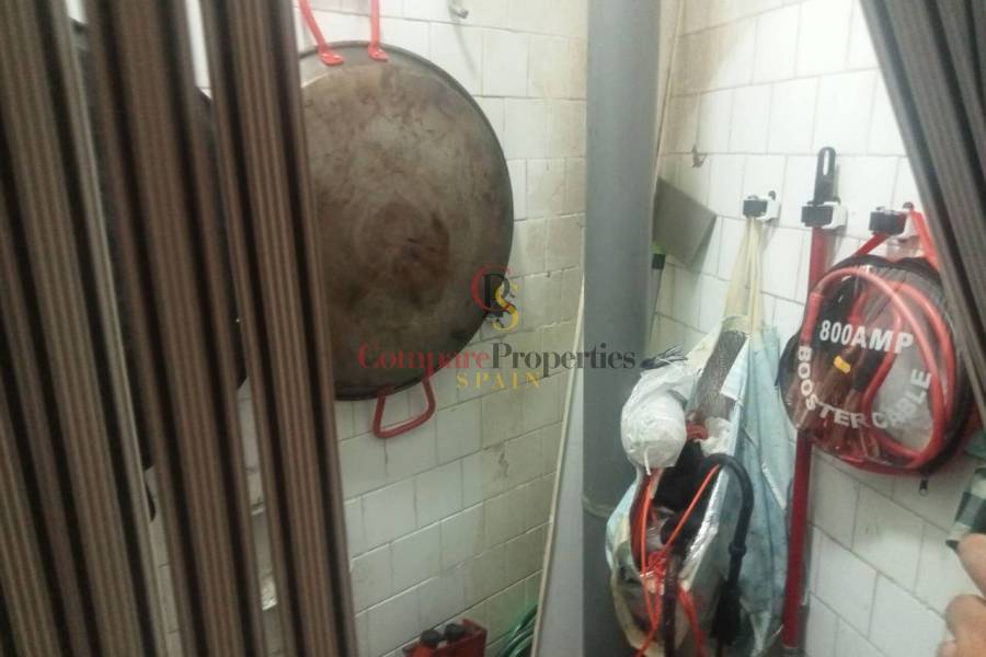 Sale - Apartment - Oliva - 