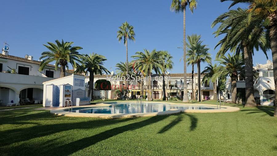 Sale - Townhouses - Dénia