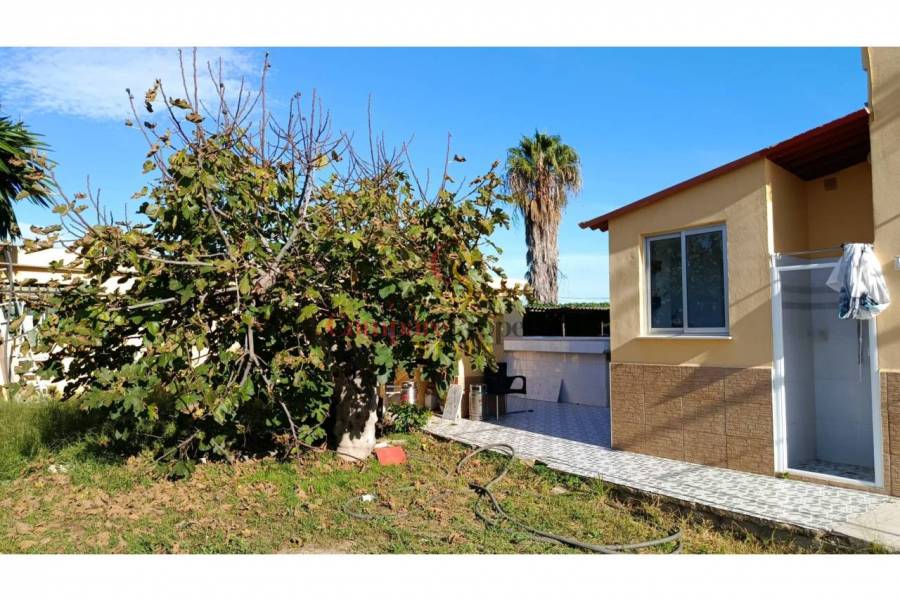 Sale - Apartment - Oliva - 