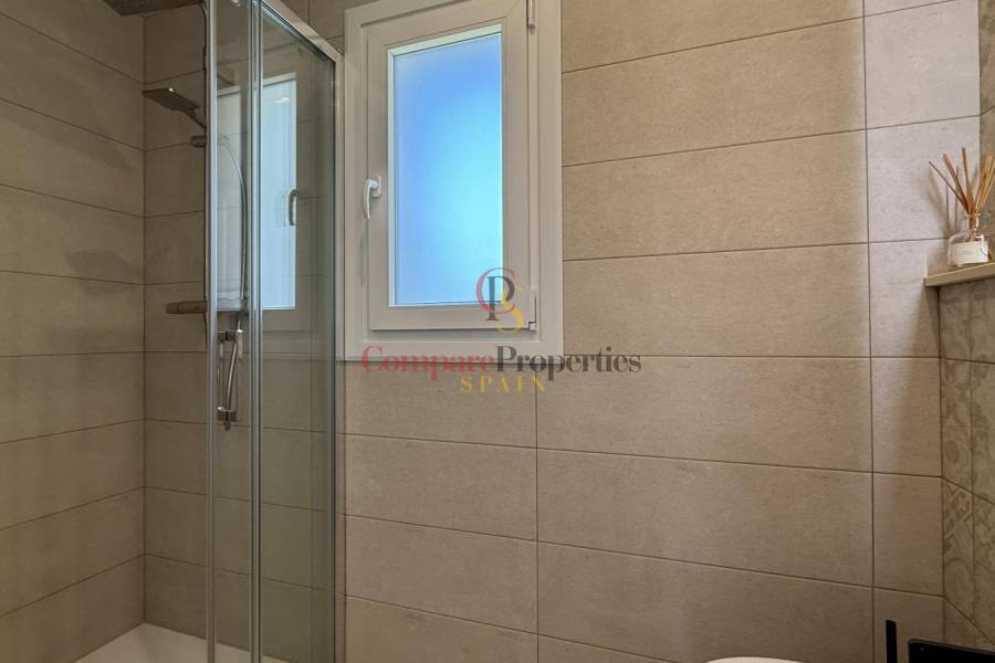 Sale - Villa - El Vergel - 