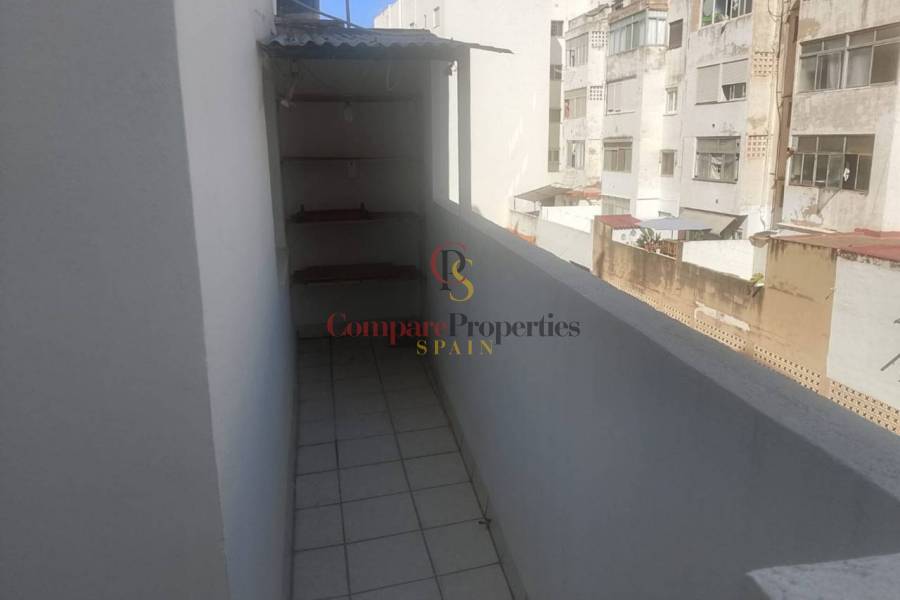 Sale - Apartment - Oliva - 