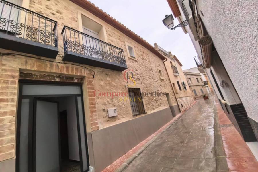 Sale - Apartment - Ador - 