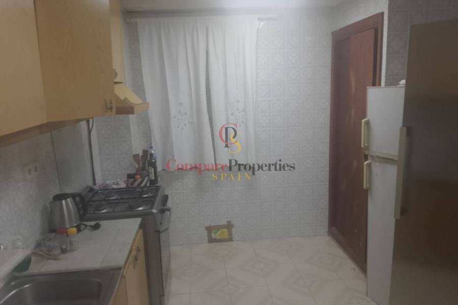 Sale - Apartment - Oliva - 