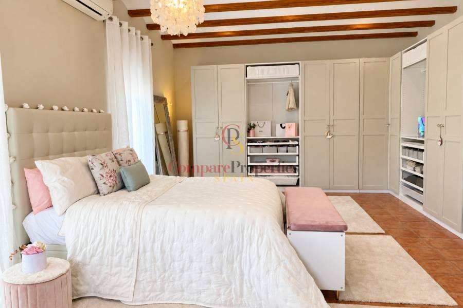 Verkoop - Villa - Orba Valley - Orba