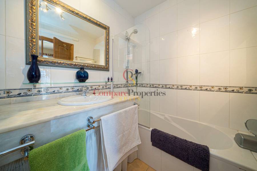 Venta - Villa - Jalon Valley - 