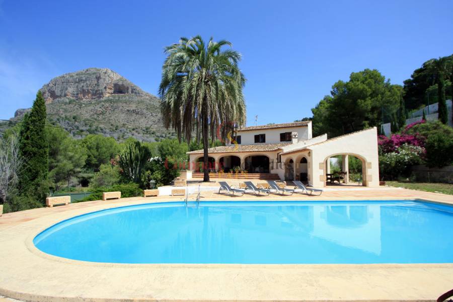 Sale - Villa - Jávea - Montgó