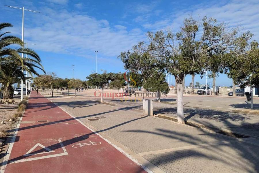 Venta - Villa - Dénia