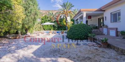 Villa - Verkoop - Albir - Albir