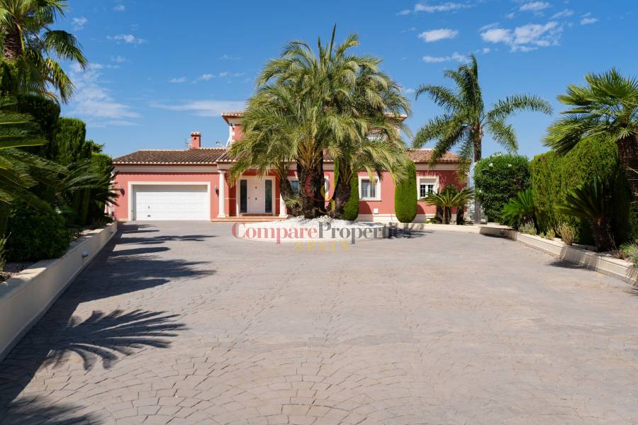 Sale - Villa - Moraira