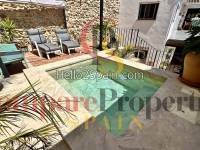 Sale - Townhouses - Forna