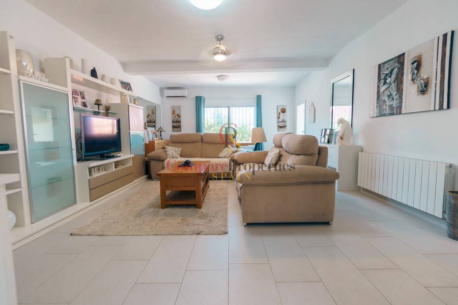 Venta - Villa - Albir