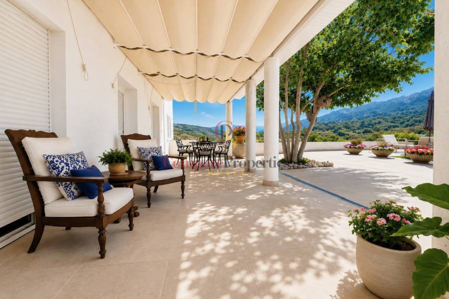 Sale - Villa -  - Casco Urbano