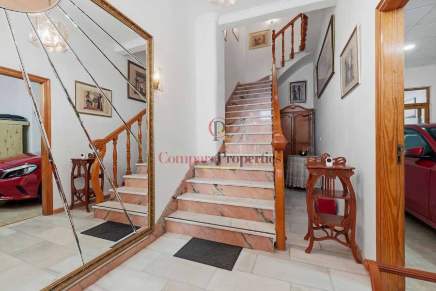 Sale - Semi-Detached Villa - Teulada