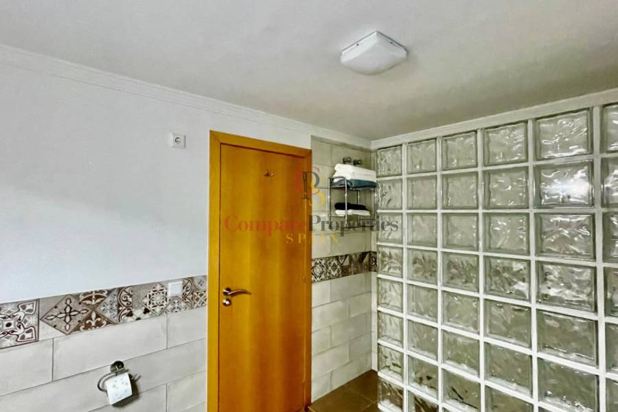 Sale - Apartment - Jalon Valley - Ciudad