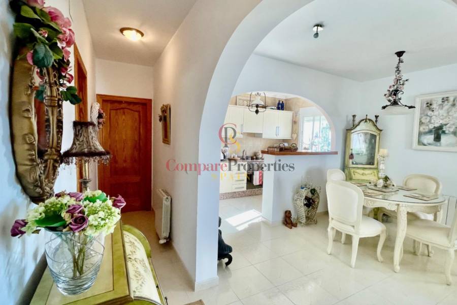 Sale - Villa - Jalon Valley - Valley / Urbanización